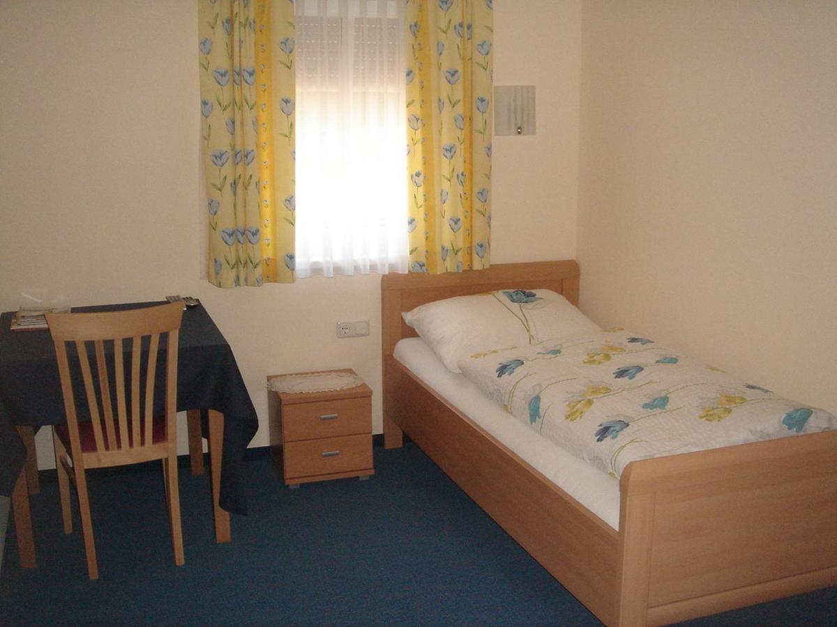 Hotel - Landgasthof Winklehner Sankt Pantaleon  Номер фото