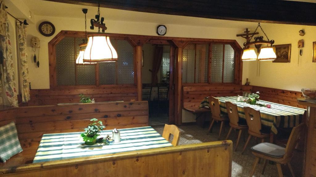 Hotel - Landgasthof Winklehner Sankt Pantaleon  Экстерьер фото