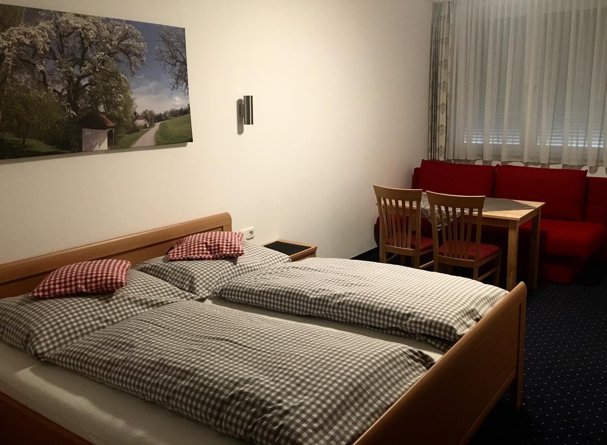 Hotel - Landgasthof Winklehner Sankt Pantaleon  Экстерьер фото